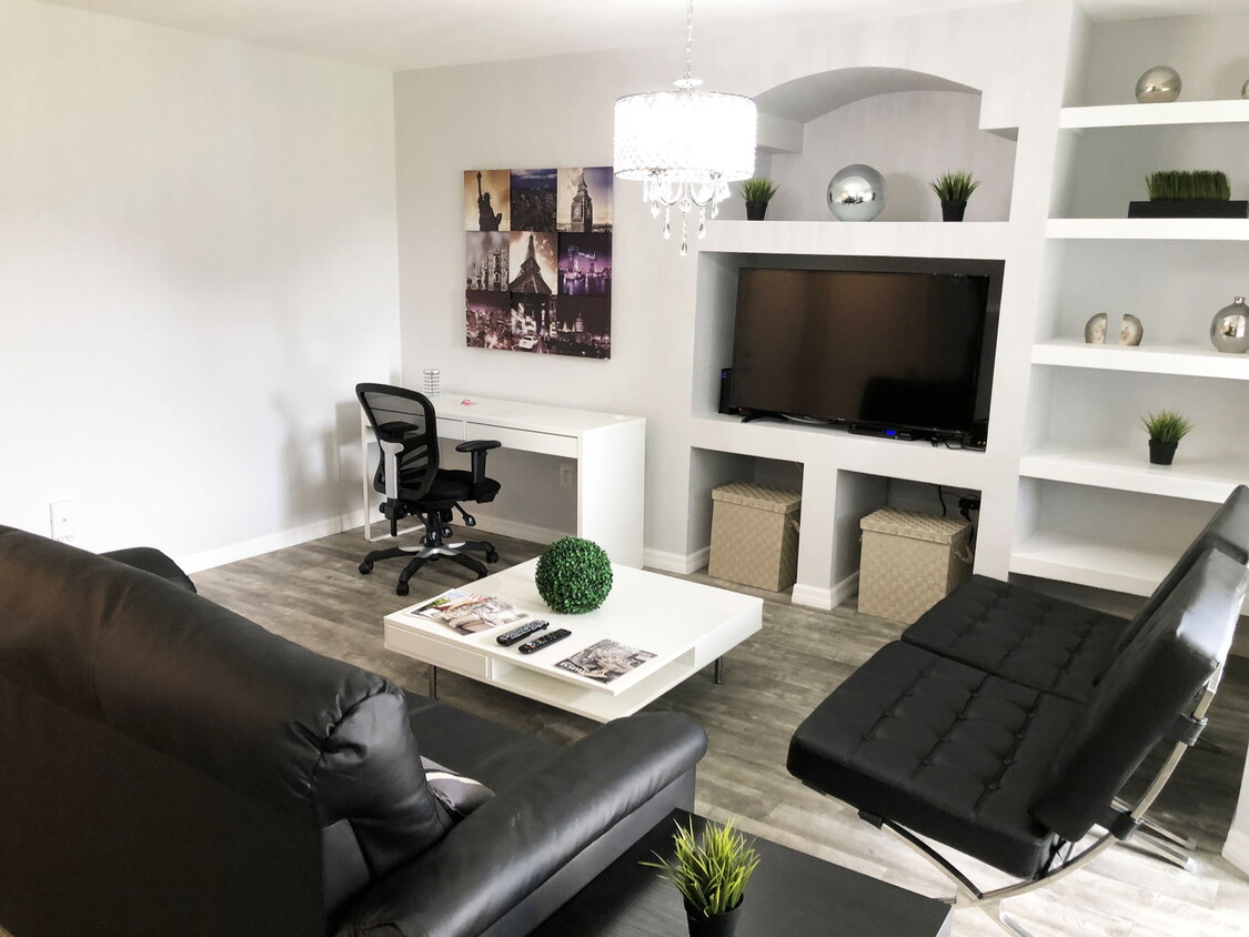 Foto principal - 7220 Westpointe Blvd