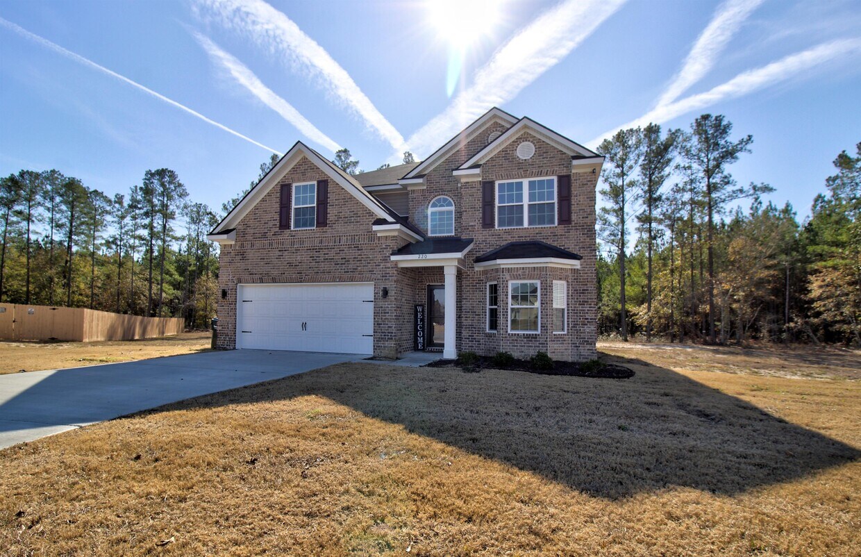 220 Fairveiw Dr NE, Ludowici, GA 31316 House Rental in Ludowici, GA