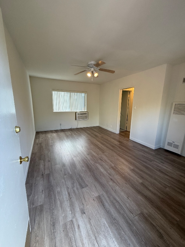 Primary Photo - 505 Gayley Ave