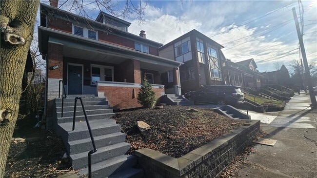 Building Photo - 3568 Beechwood Blvd
