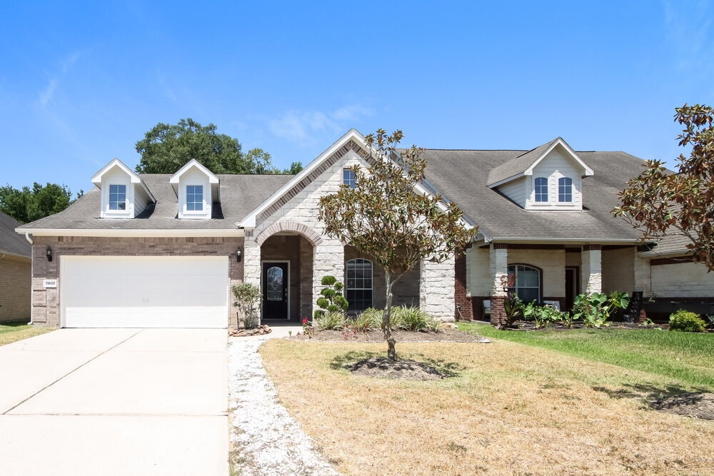 Primary Photo - 21620 Hackamore Ct