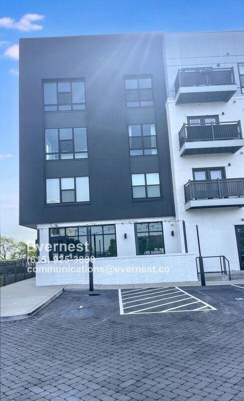 Foto principal - 1677 54th Ave N