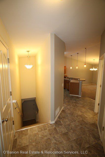 Building Photo - 3 br, 2.5 bath House - 10204 Valley Park D...