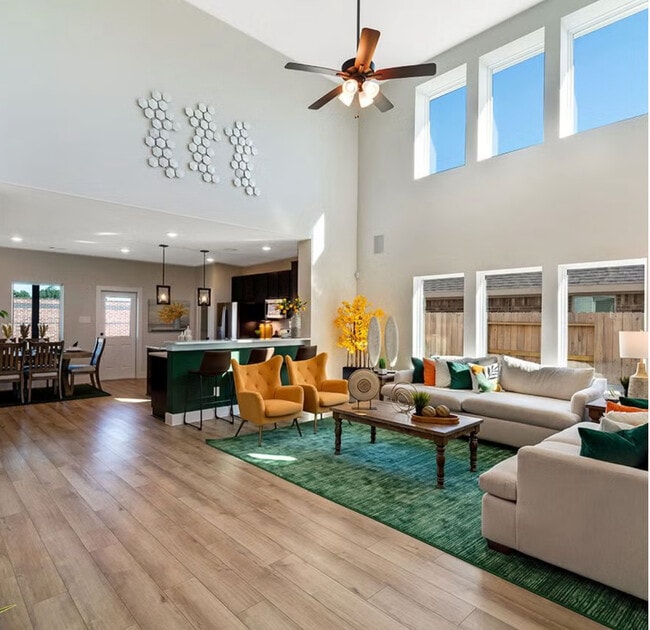 Foto del edificio - 247 Posey Pass