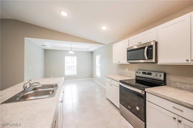 Foto del edificio - 3317 63rd St W