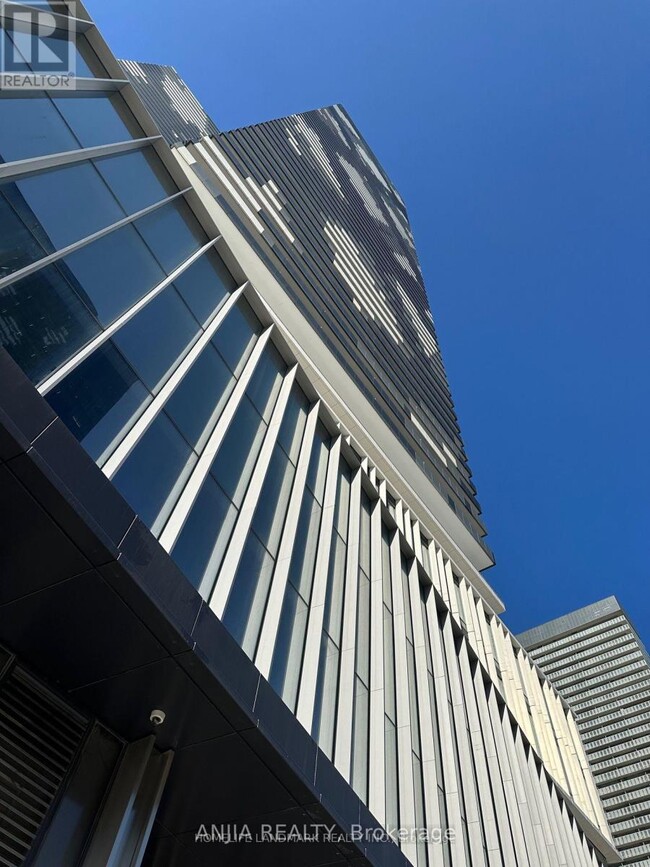 Building Photo - 138 Downes St
