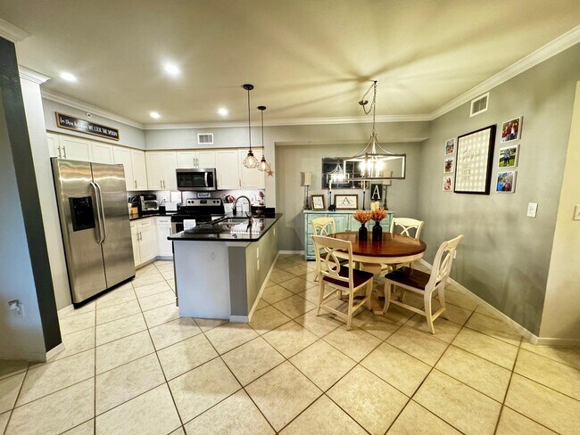 Foto del edificio - 6475 Emerald Dunes Dr