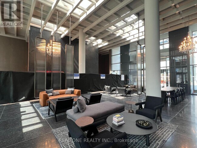 Photo du bâtiment - 28 Interchange Wy