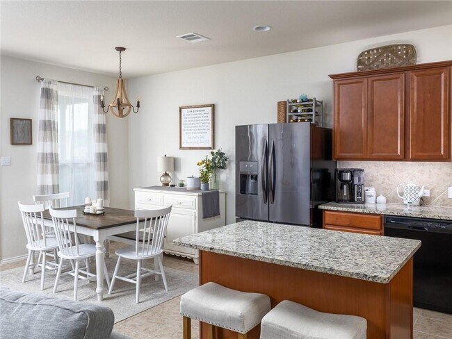 Foto del edificio - 650 Sierra Mar Loop