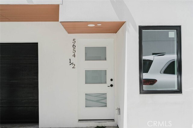 Foto del edificio - 5654 Cartwright Ave