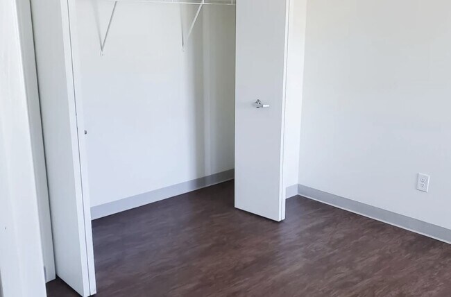 Foto del edificio - 378 Poplar St