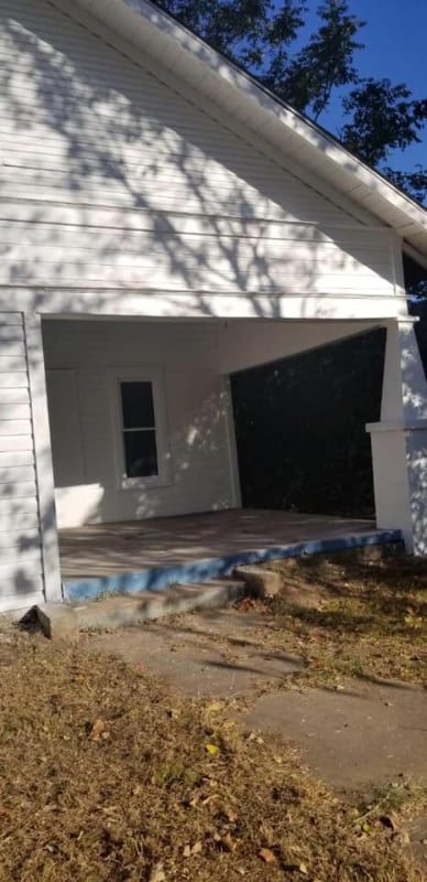 Foto del edificio - 641 N Broadway Ave