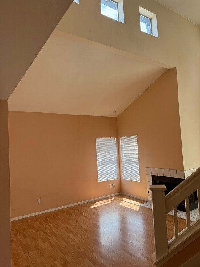 Foto del edificio - 2027 Bedford St