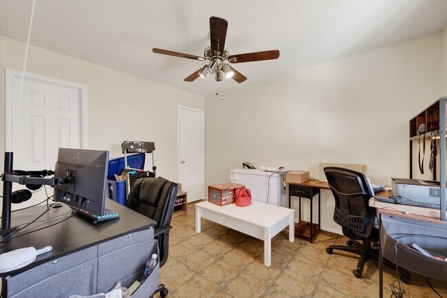 Building Photo - 3326 Zephyr Glen Way