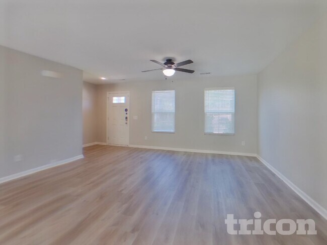 Foto del edificio - 120 Castlebrook Dr