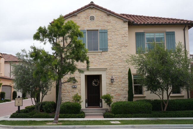Foto del edificio - 145 Plum Lily