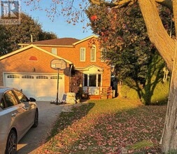 Building Photo - 52 Carruthers Crescent
