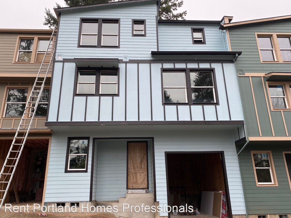 Primary Photo - 3 br, 2 bath House - 171 NE 162nd Ave