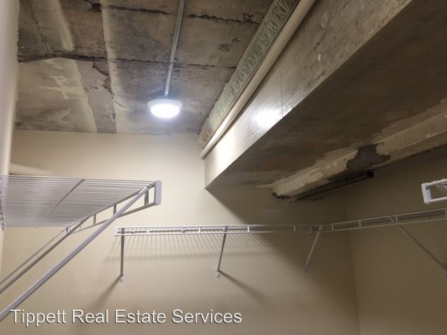 Foto del edificio - 272 S Main St