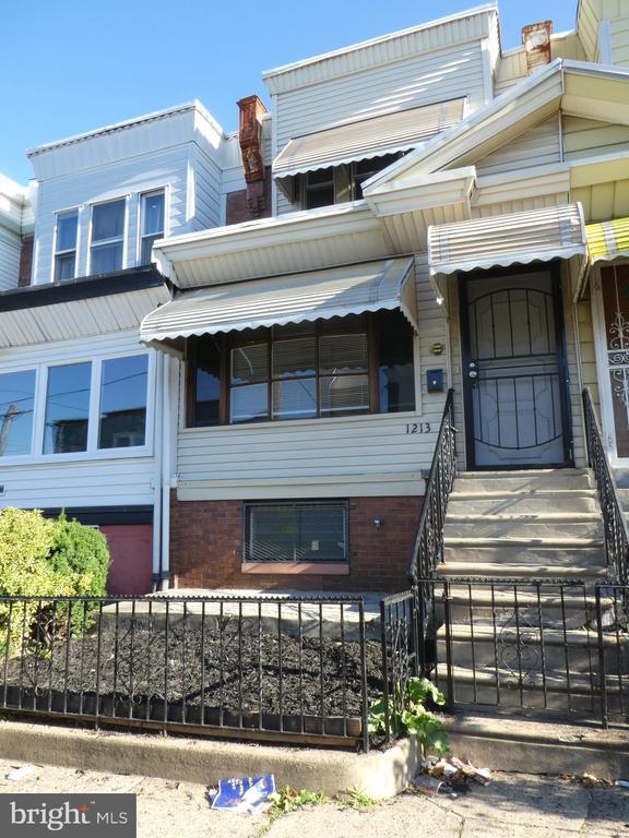 Building Photo - 1213 S 54th St