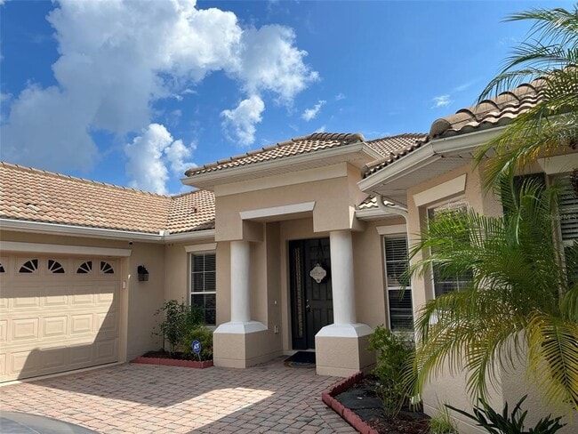 Foto del edificio - 3817 Golden Feather Way