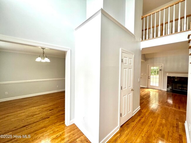 Foto del edificio - 10173 Stoney Brook Ct SE