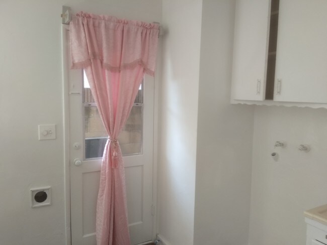 Foto del edificio - 2319 W 246th St