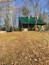 Building Photo - 32 Cedar Hill Ln