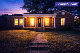 Building Photo - 3453 Penick St