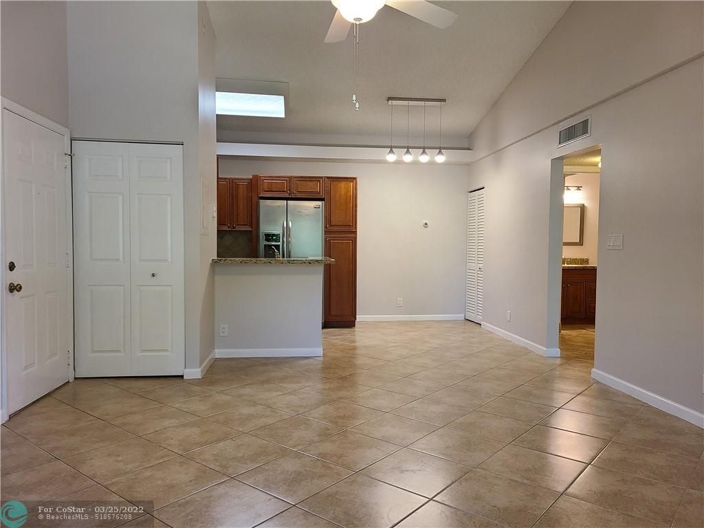 801 Lyons Rd Unit 19206, Coconut Creek, FL 33063 Condo for Rent in Coconut Creek, FL