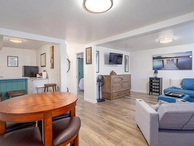 Foto del edificio - 219 E Coeur D'Alene Lake Dr