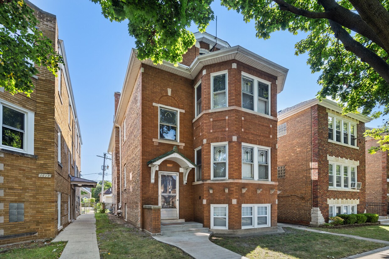 Primary Photo - 1621 Kenilworth Ave