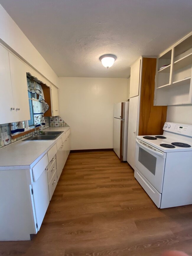 Foto del edificio - 332-334 Maple St