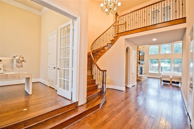 Building Photo - 5814 Stratton Woods Drive