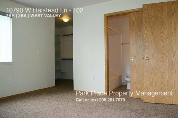Building Photo - 10790 W Halstead Ln
