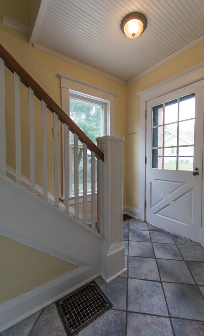 Foto del edificio - 526 S Woodlawn Ave