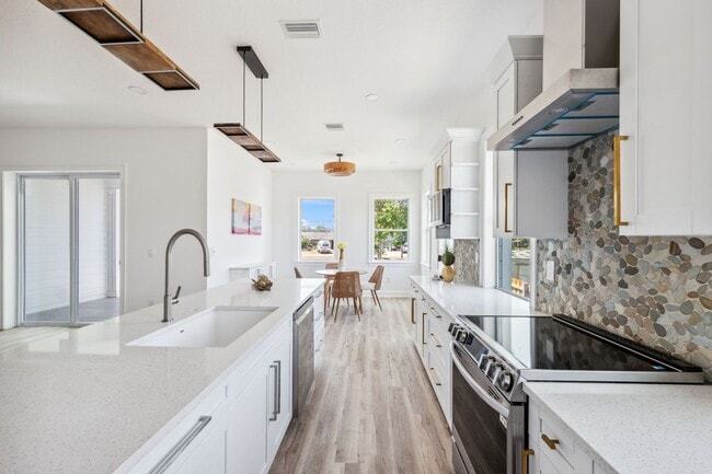 Foto del edificio - 8622 Inwood Dr