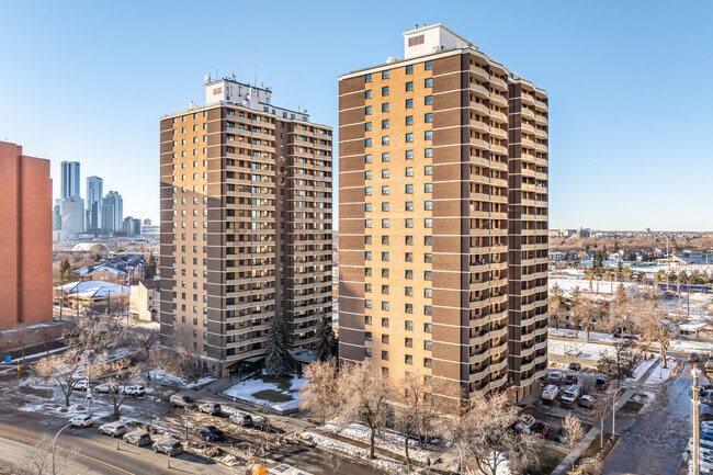 Building Photo - Riverside Towers