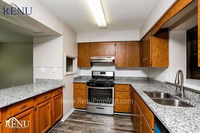 Foto del edificio - Available Now
