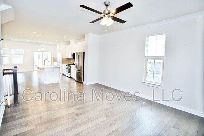 Building Photo - 24 Itasca Dr