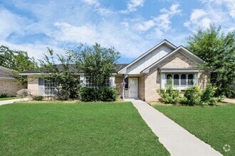 Building Photo - 7911 Pella Dr