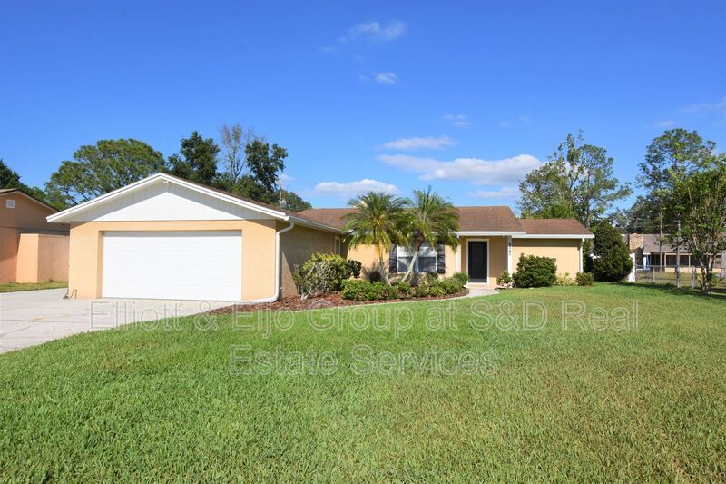 Foto principal - 6340 Timucuans Dr