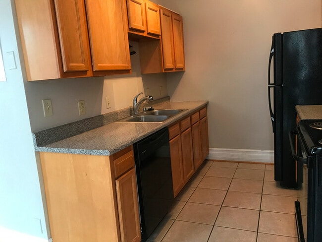 Foto del edificio - 801 Willard St