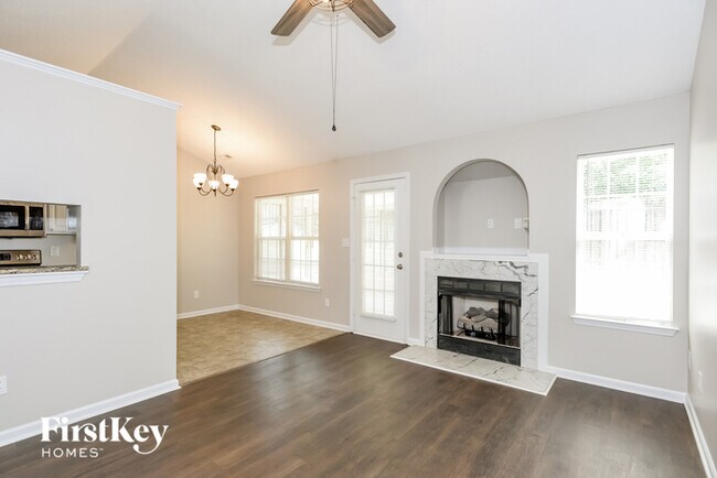 Building Photo - 3204 Forest Creek Ct