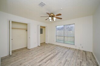 Building Photo - 7735 Quail Meadow Dr