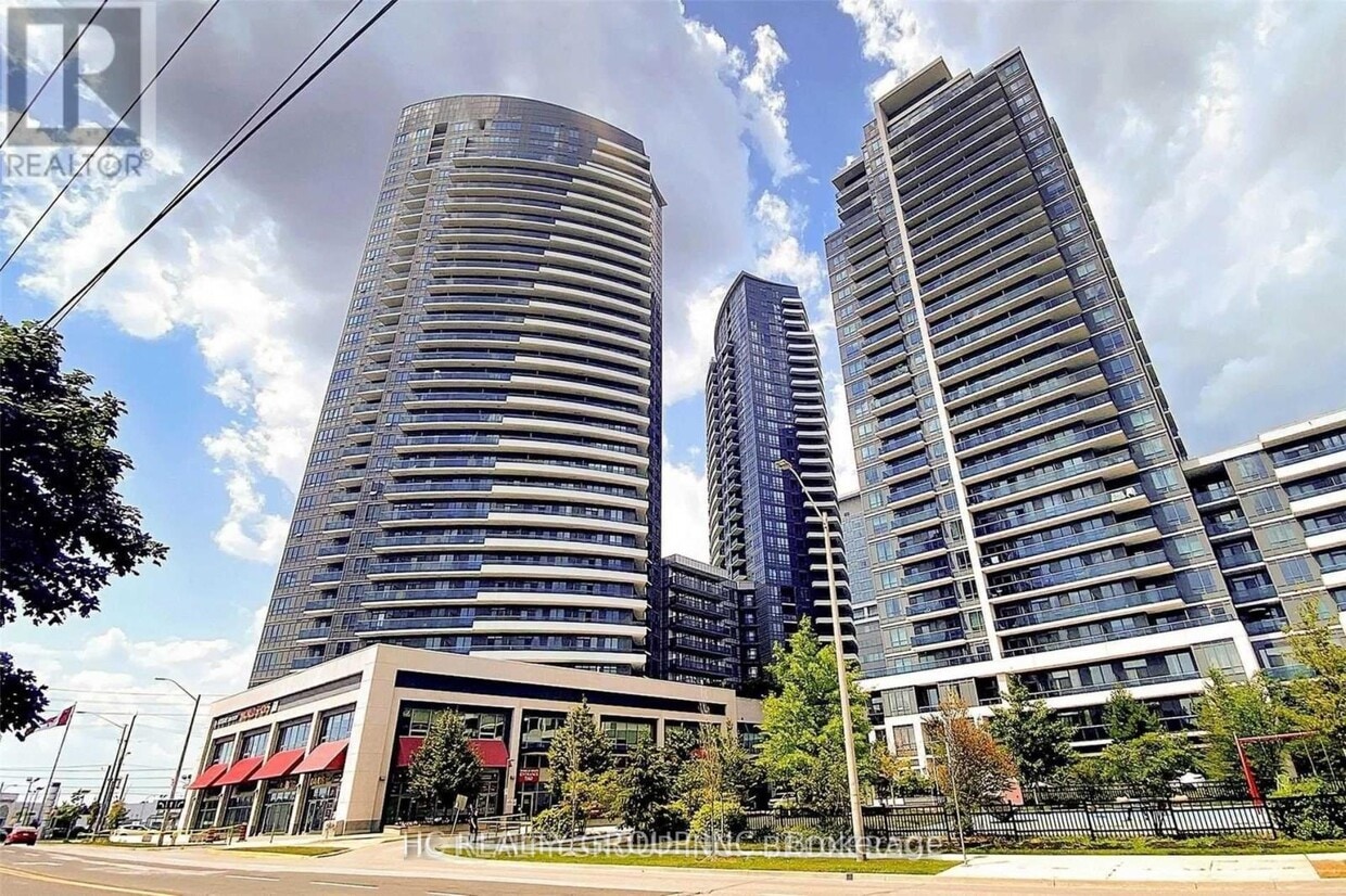 Primary Photo - 7171-7171 Yonge St