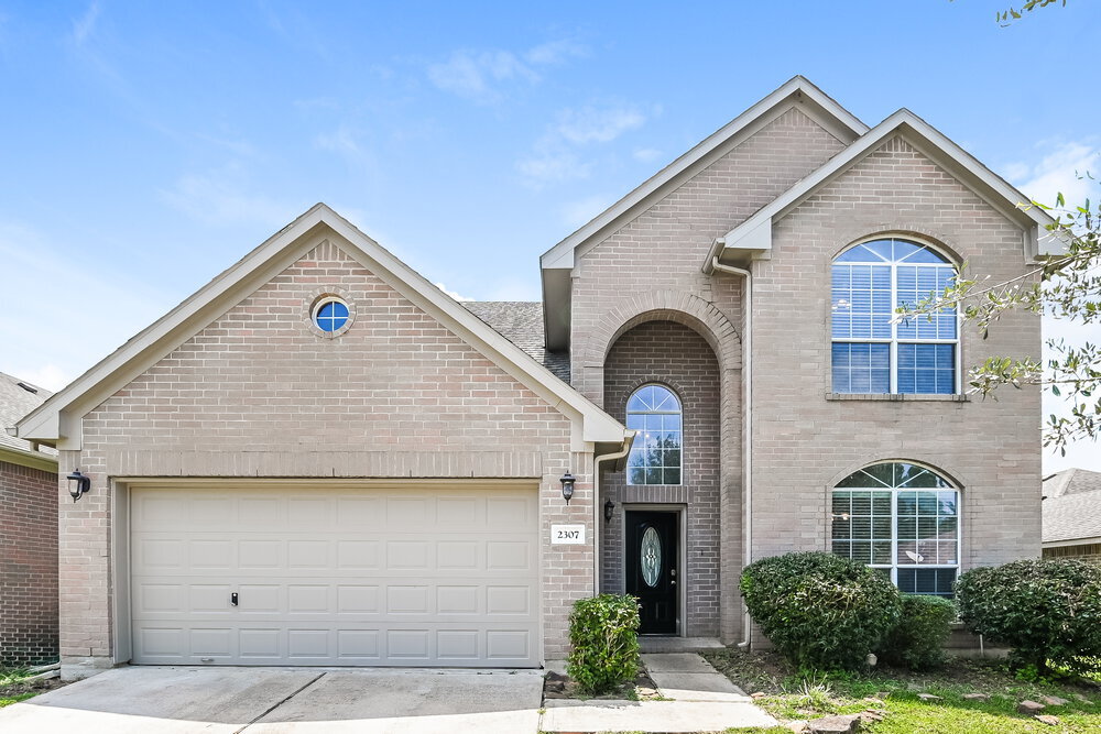 Foto principal - 2307 Siegen Dr