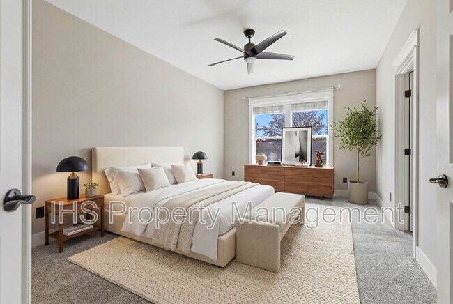 Foto del edificio - 4806 Tamarisk Dr