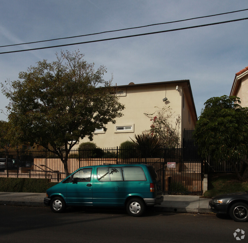 Foto del edificio - Los Olivos Apartments/Astoria Gardens