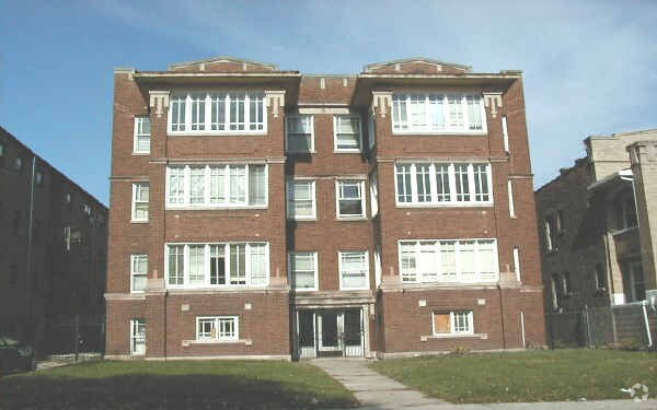 Primary Photo - 5436-5438 W Ferdinand St